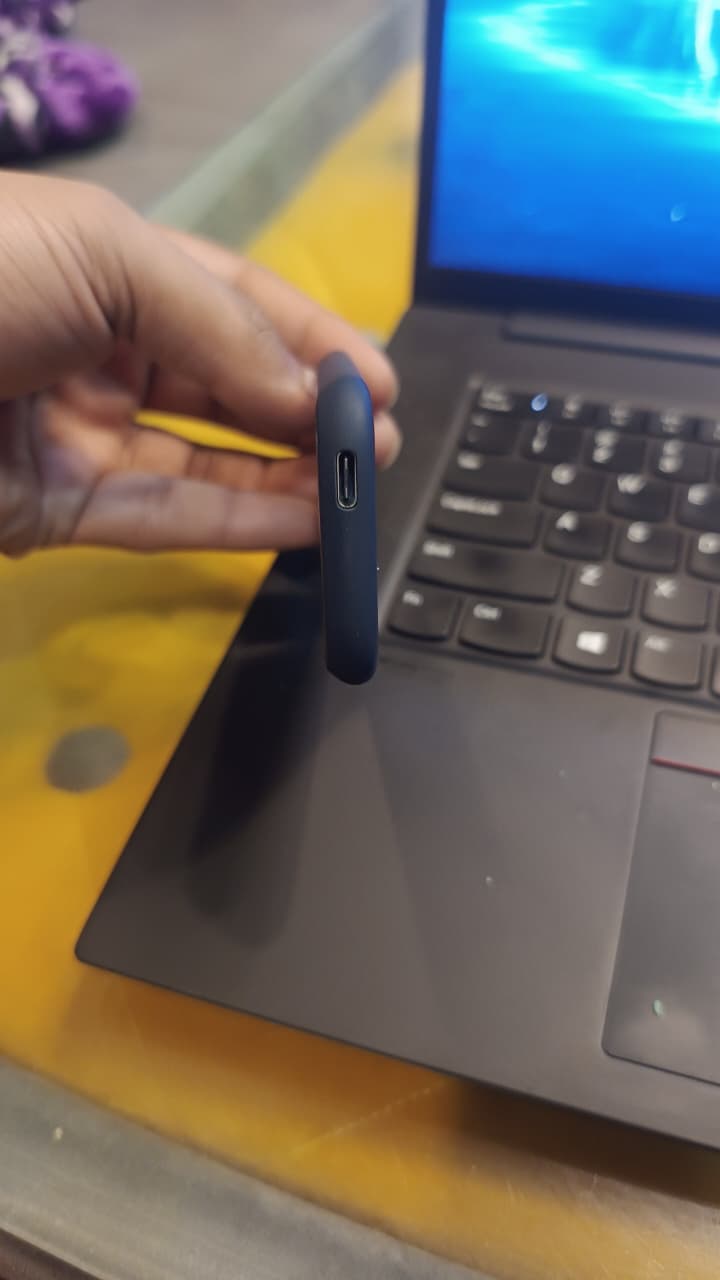 SANDISK Extreme Portable 2TB External drive Used SSD