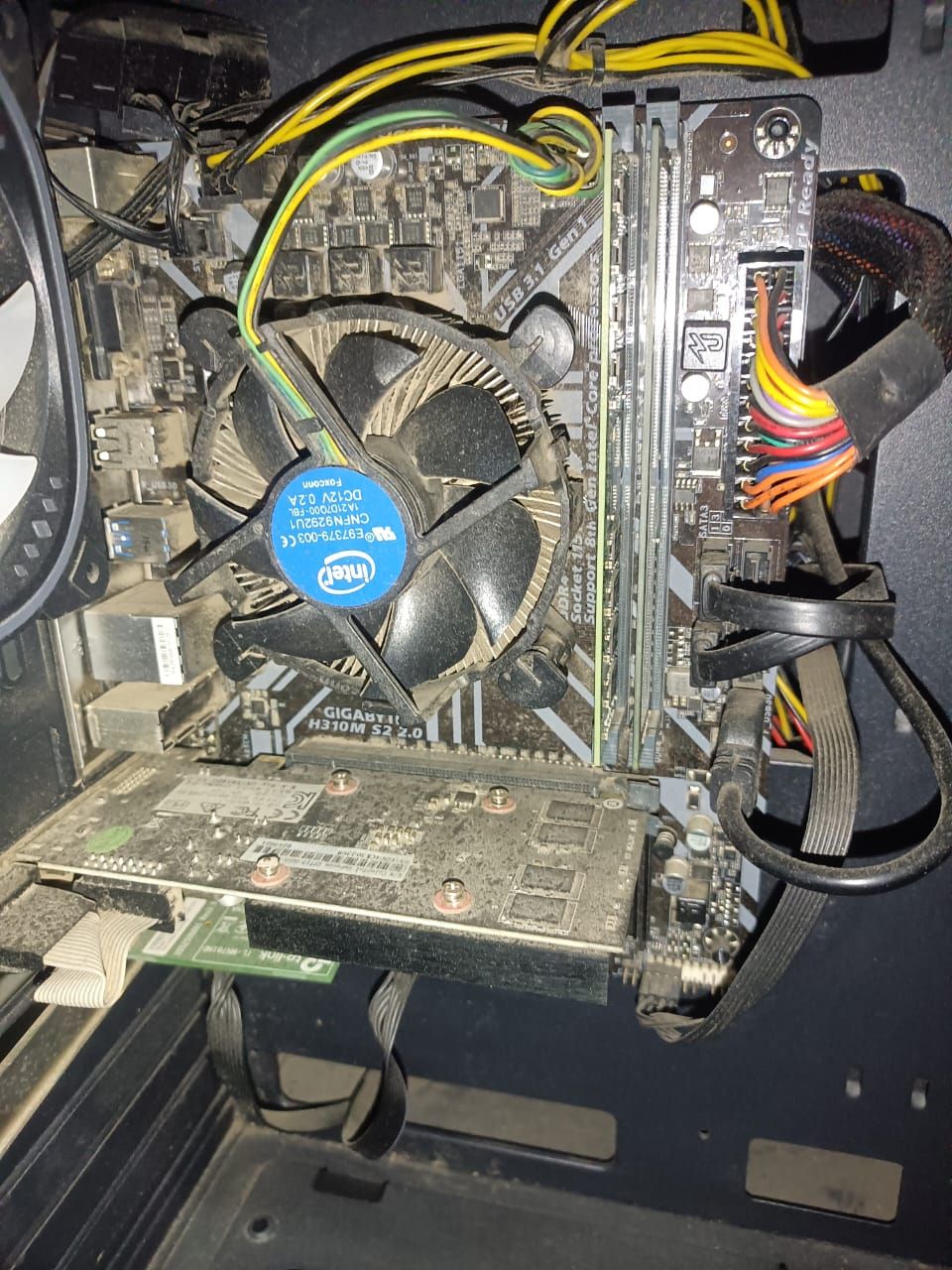 GIGABYTE H310M S2 2.0 LGA 1151 Socket DDR4 Used Motherboard