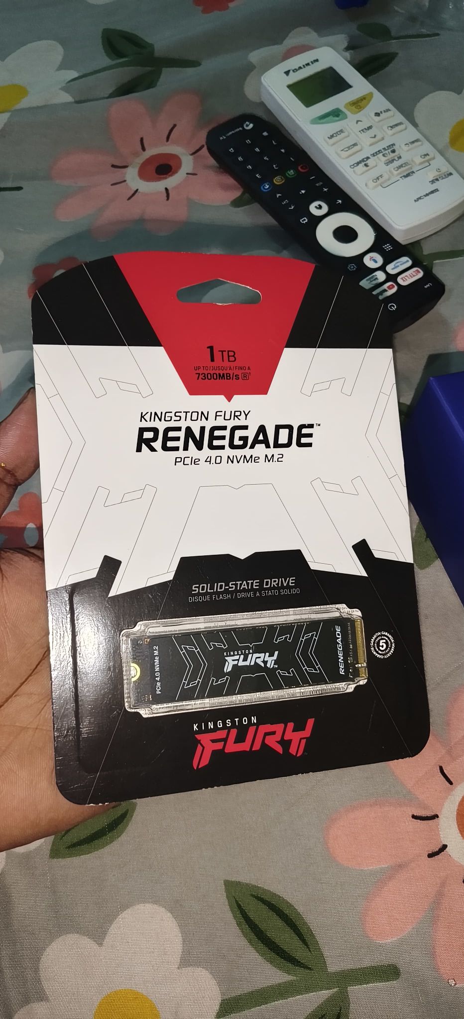 Kingston FURY Renegade 1TB PCIe Gen 4.0 NVMe M.2 SSD Up to 7300 MB/s SSD