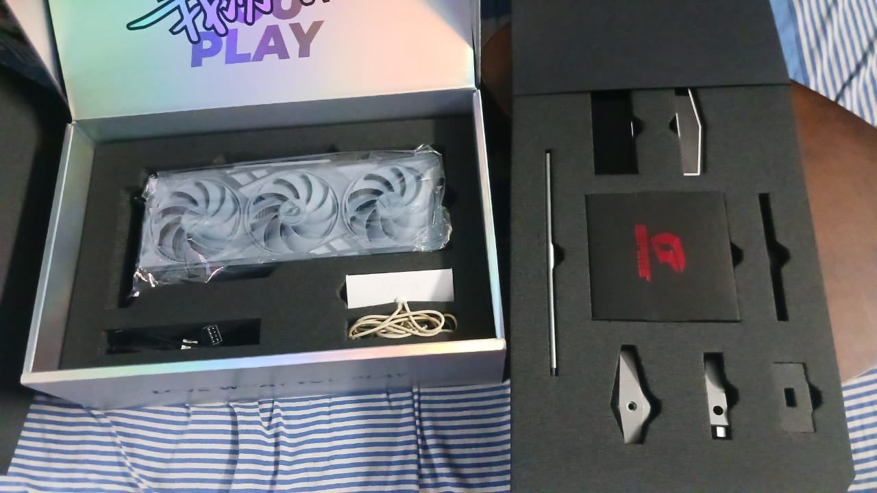 Colourful iGame GeForce RTX 4080 SUPER Ultra W OC 16GB Open box GPU