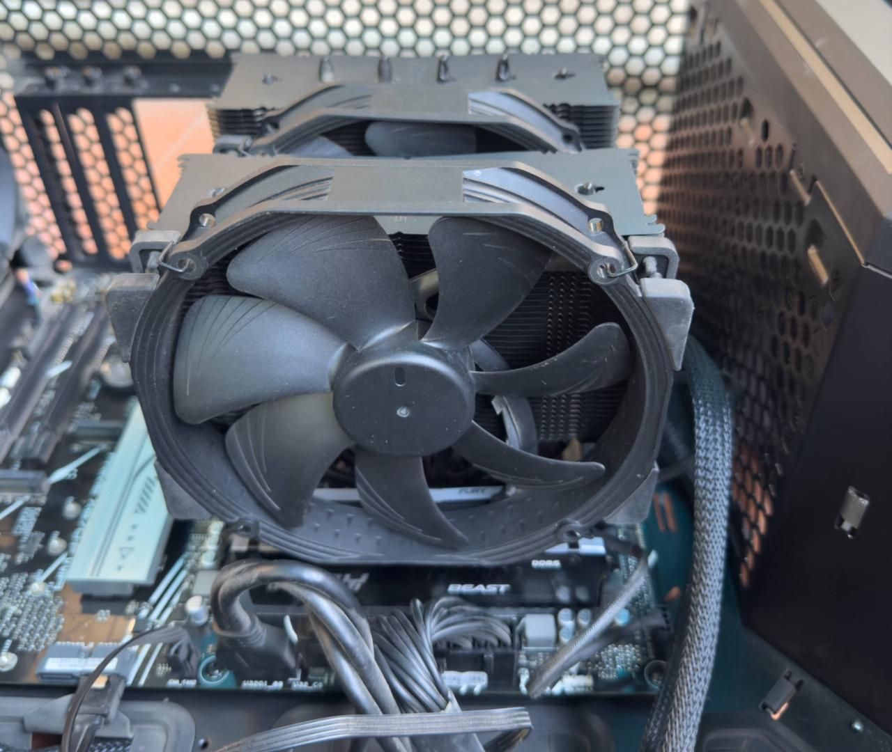 Noctua NH-D15 Dual FAN CPU Air Cooler Chromax Black Used CPU Cooler