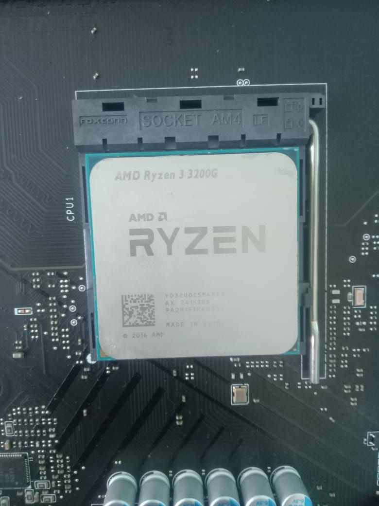 AMD Ryzen 3 3200G + MSI B450M-A PRO MAX II (Processor-Motherboard) COMBO Used