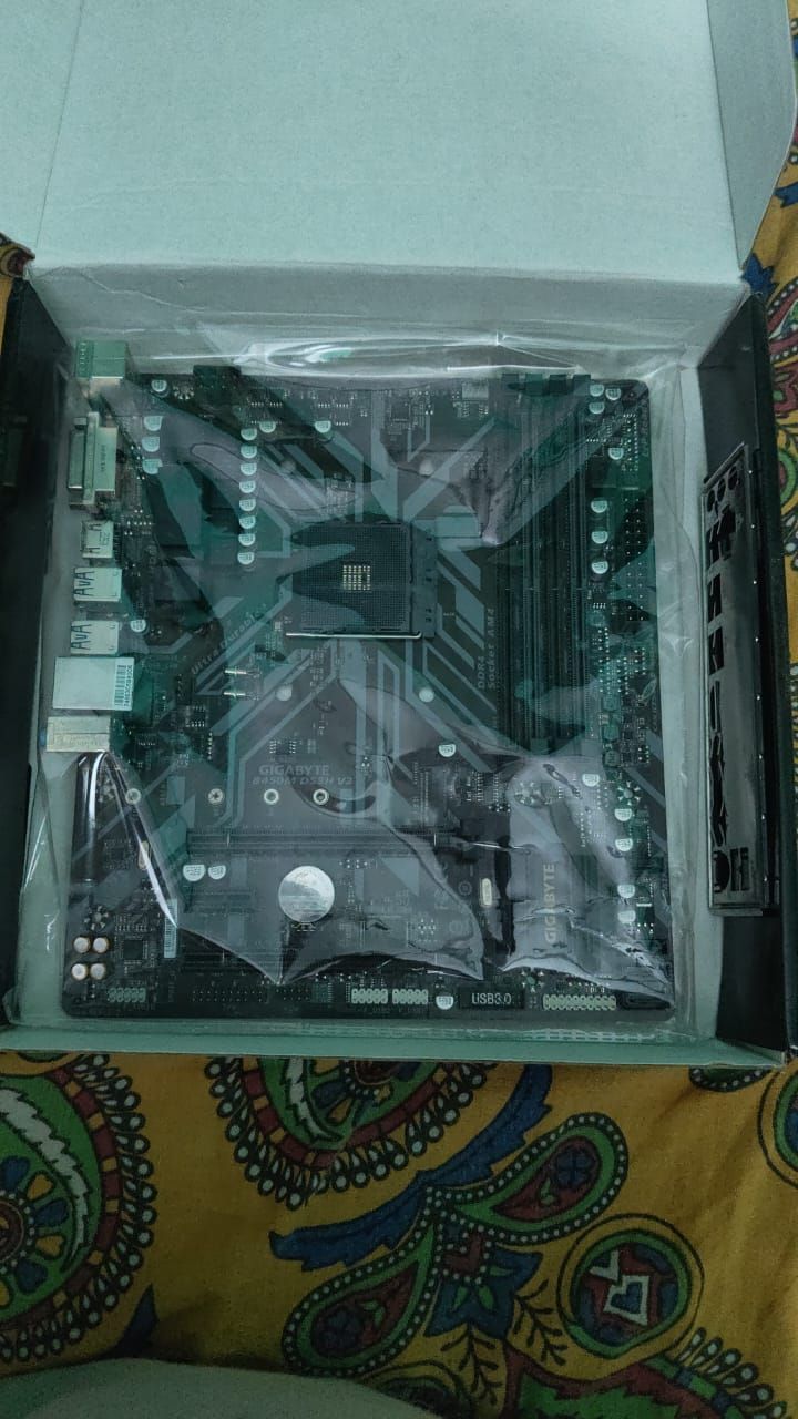 GIGABYTE B450M DS3H V2 AM4 Socket DDR4 New, Open Box Motherboard