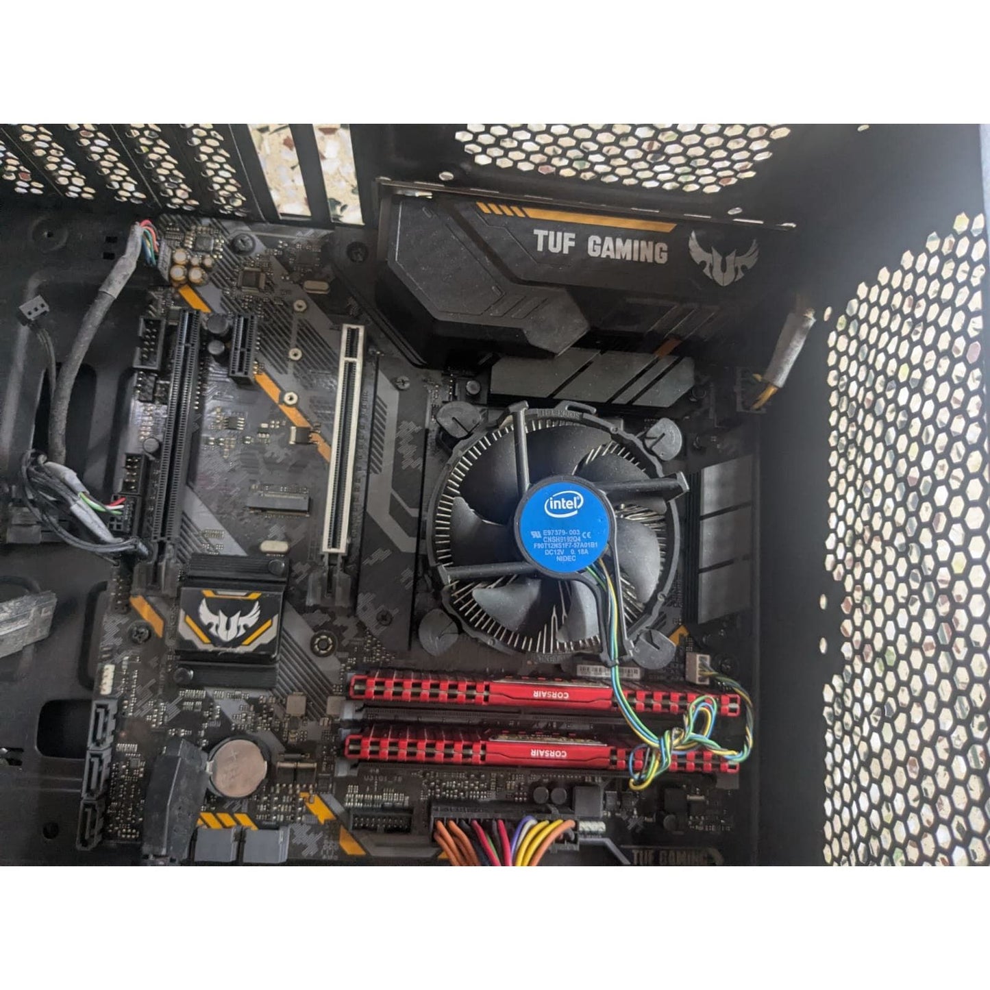Corsair Vengeance LPX 16GB (8x2) DDR4 2400MHZ C16 Used RAM
