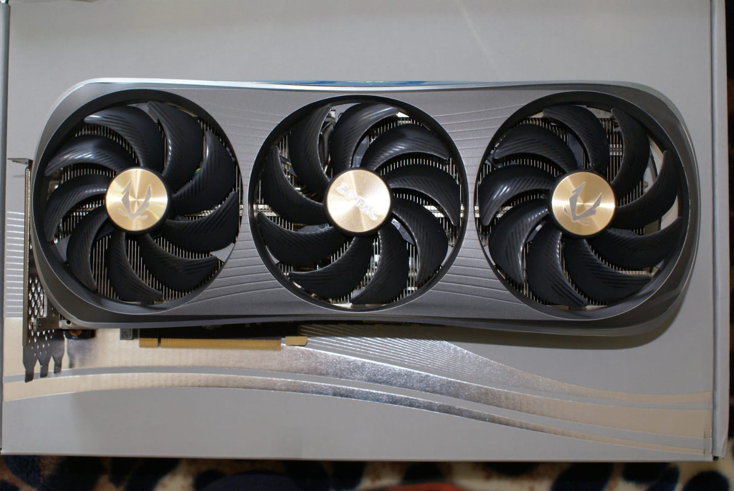 ZOTAC GAMING GeForce RTX 4090 AMP Extreme AIRO 24GB Open Box GPU