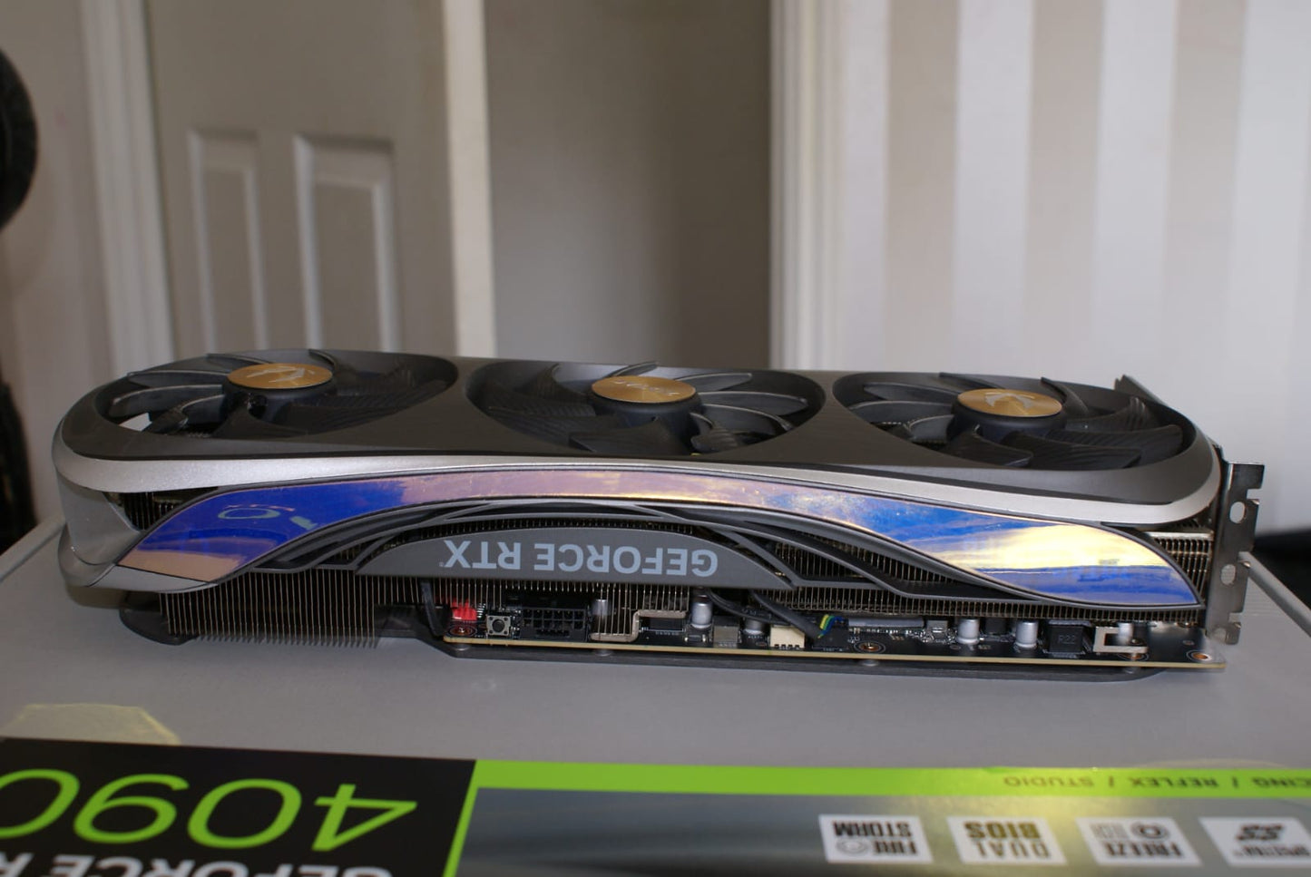 ZOTAC GAMING GeForce RTX 4090 AMP Extreme AIRO 24GB Open Box GPU