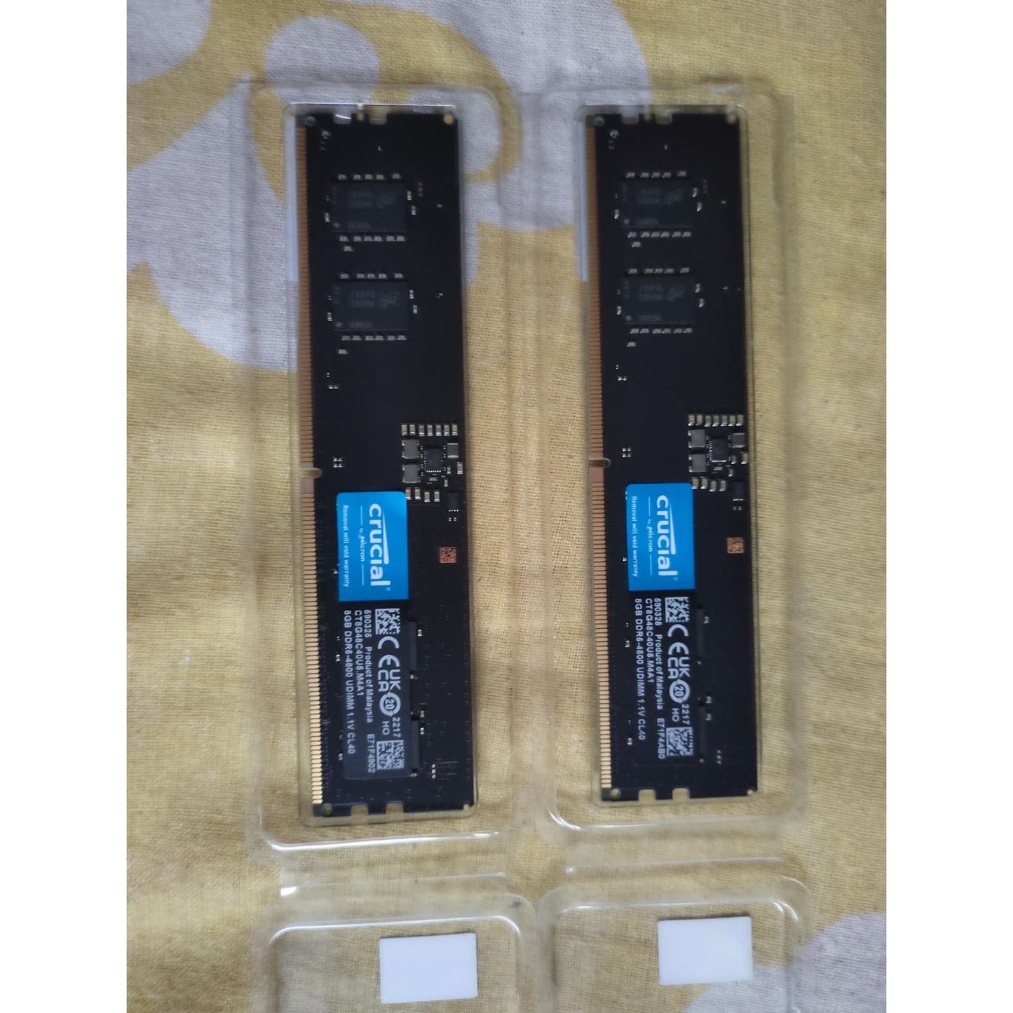 Crucial RAM 16GB (8x2) DDR5 4800MHZ CL40 New, Open Box RAM