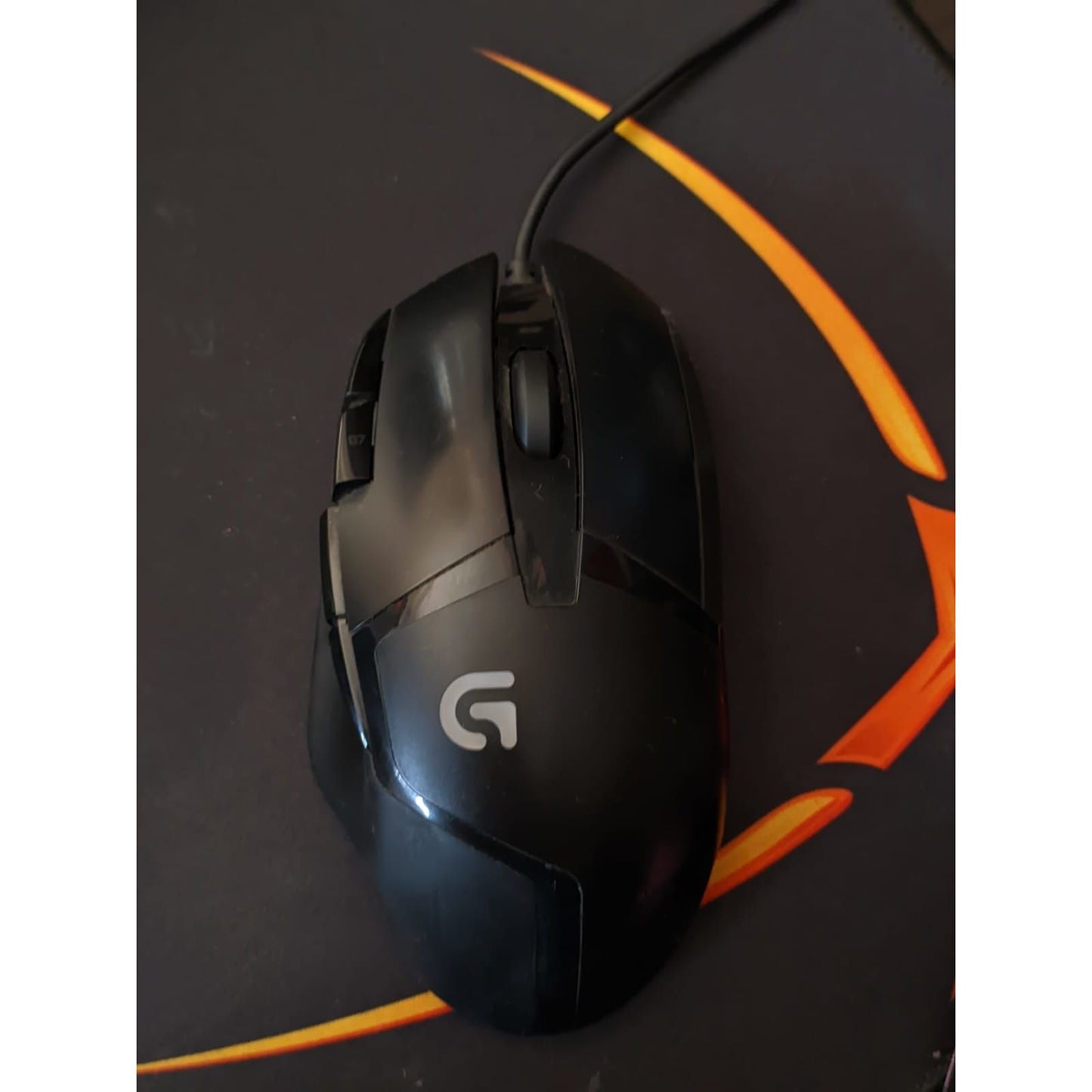 Logitech G402 Hyperion Fury, 4,000 DPI, Lightweight, 8 Programmable Buttons Used Mouse