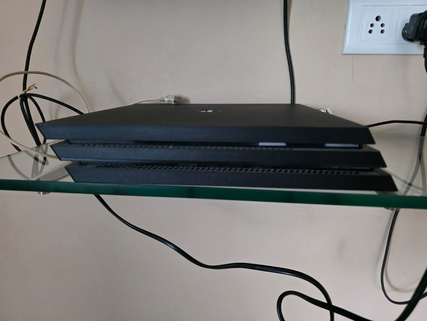 SONY PlayStation 4 (PS4) Pro 1 TB Used Gaming Console