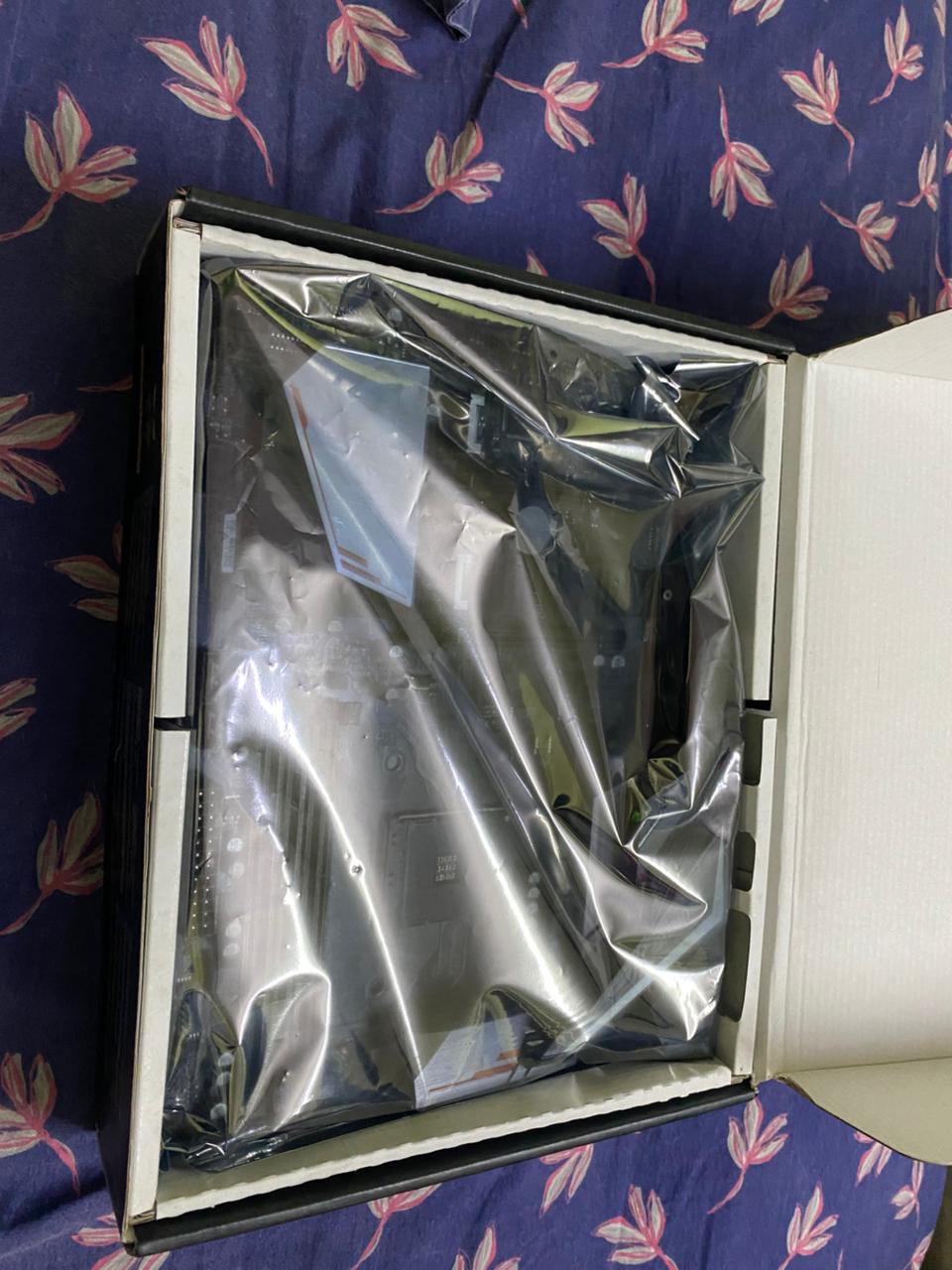 GIGABYTE B450 AORUS Elite ATX AM4 Socket DDR4 Used Motherboard