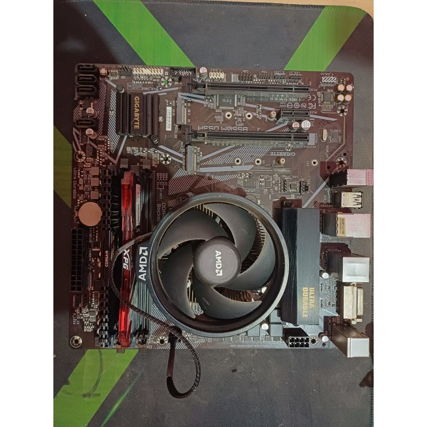 AMD Ryzen 3 3100 + Gigabyte b550m ds3h DDR4 (Processor+Motherboard) COMBO Used