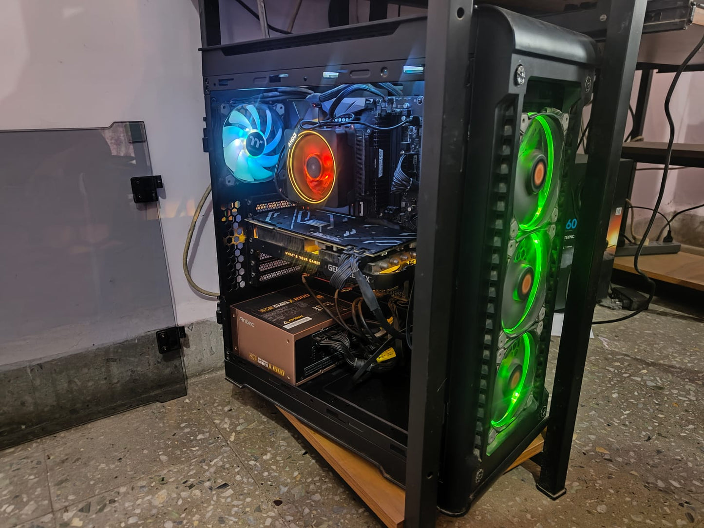 AMD Ryzen 7 3700X 8 Core 16 Threads + Gigabyte X570 Aorus Elite (Processor+motherboard) Used combo