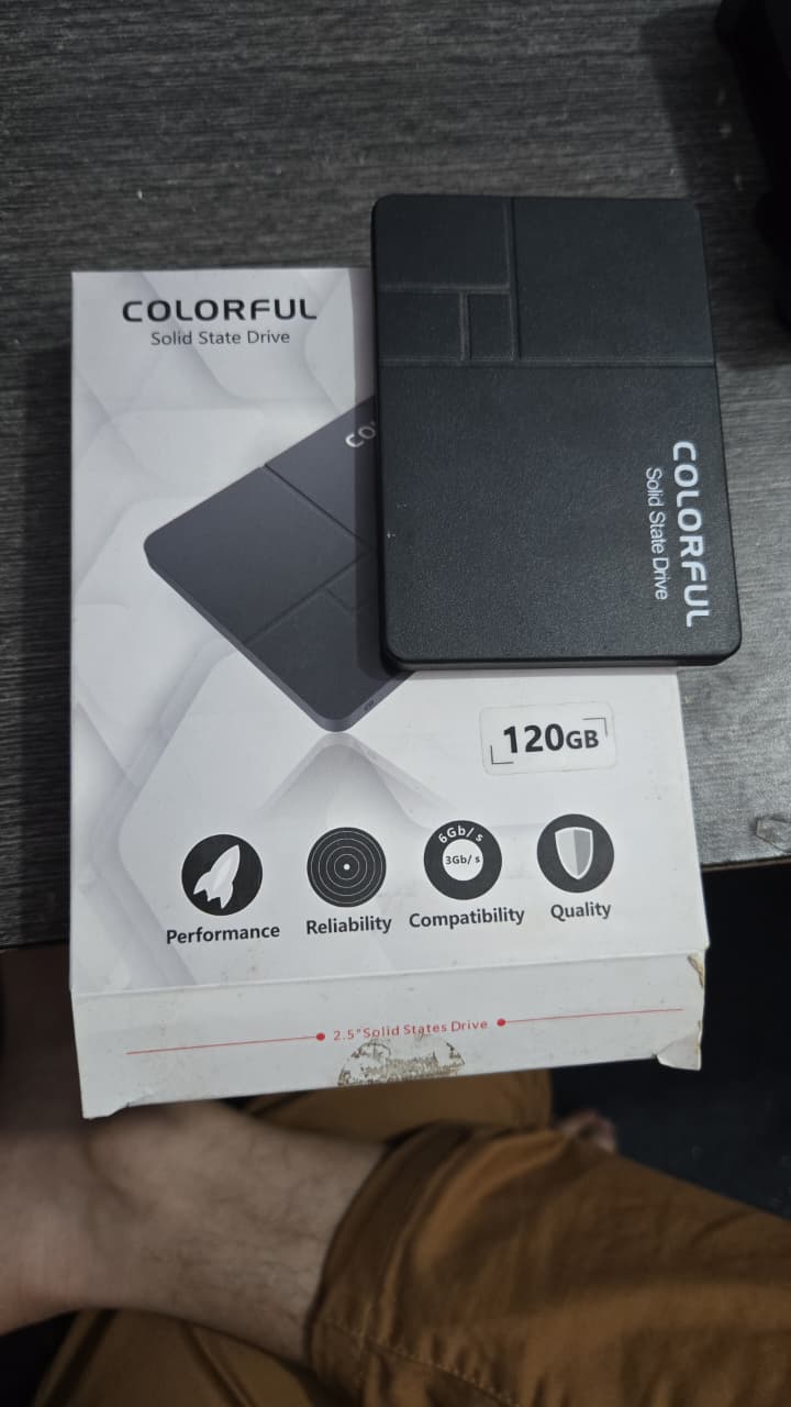 Colorful Sl300 120 GB SATA 450 Mbps Read / 400 Mbps Write Speed Used SSD