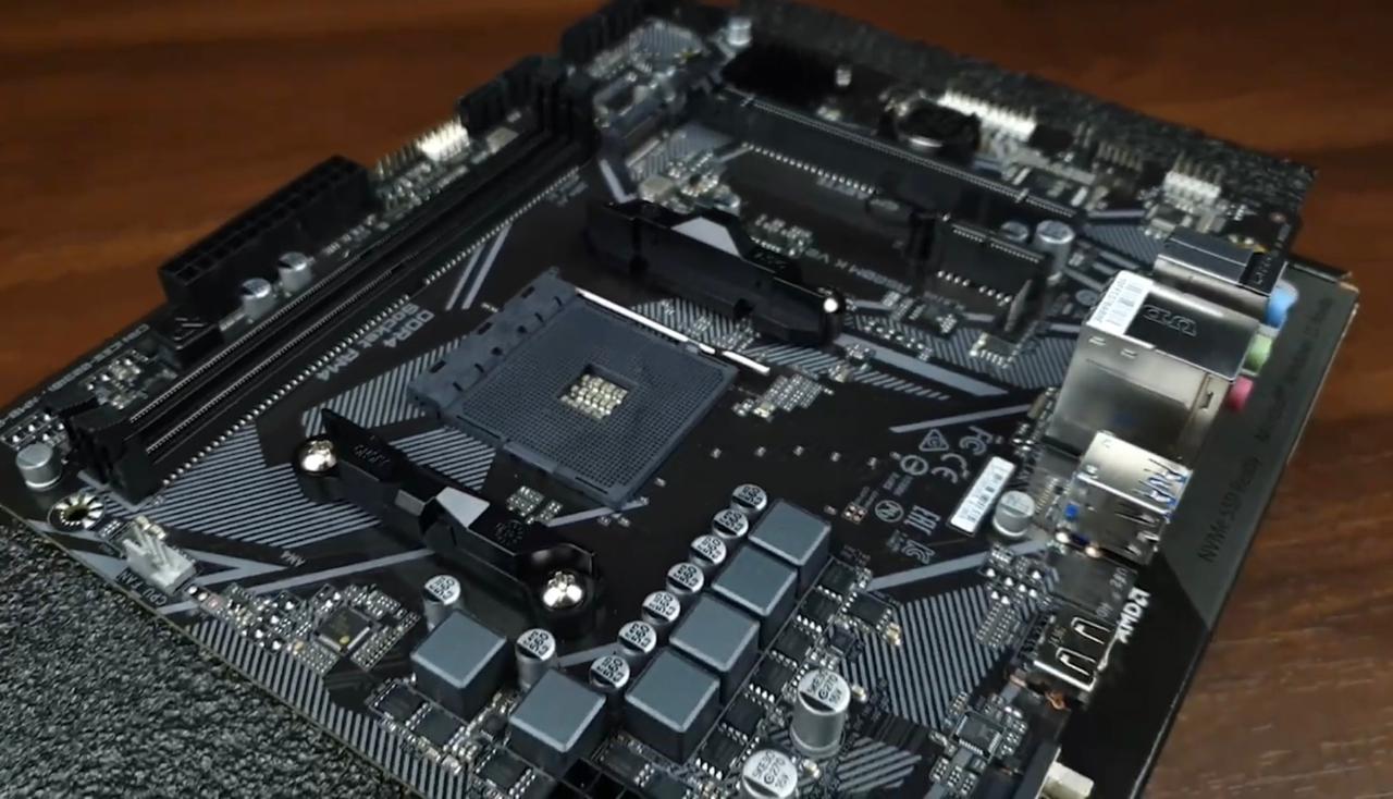 AMD RYZEN 5 3400G 4 Core, 4.2 GHZ + Gigabyte A520m K AM4 DDR4 (Processor+Motherboard) Used COMBO