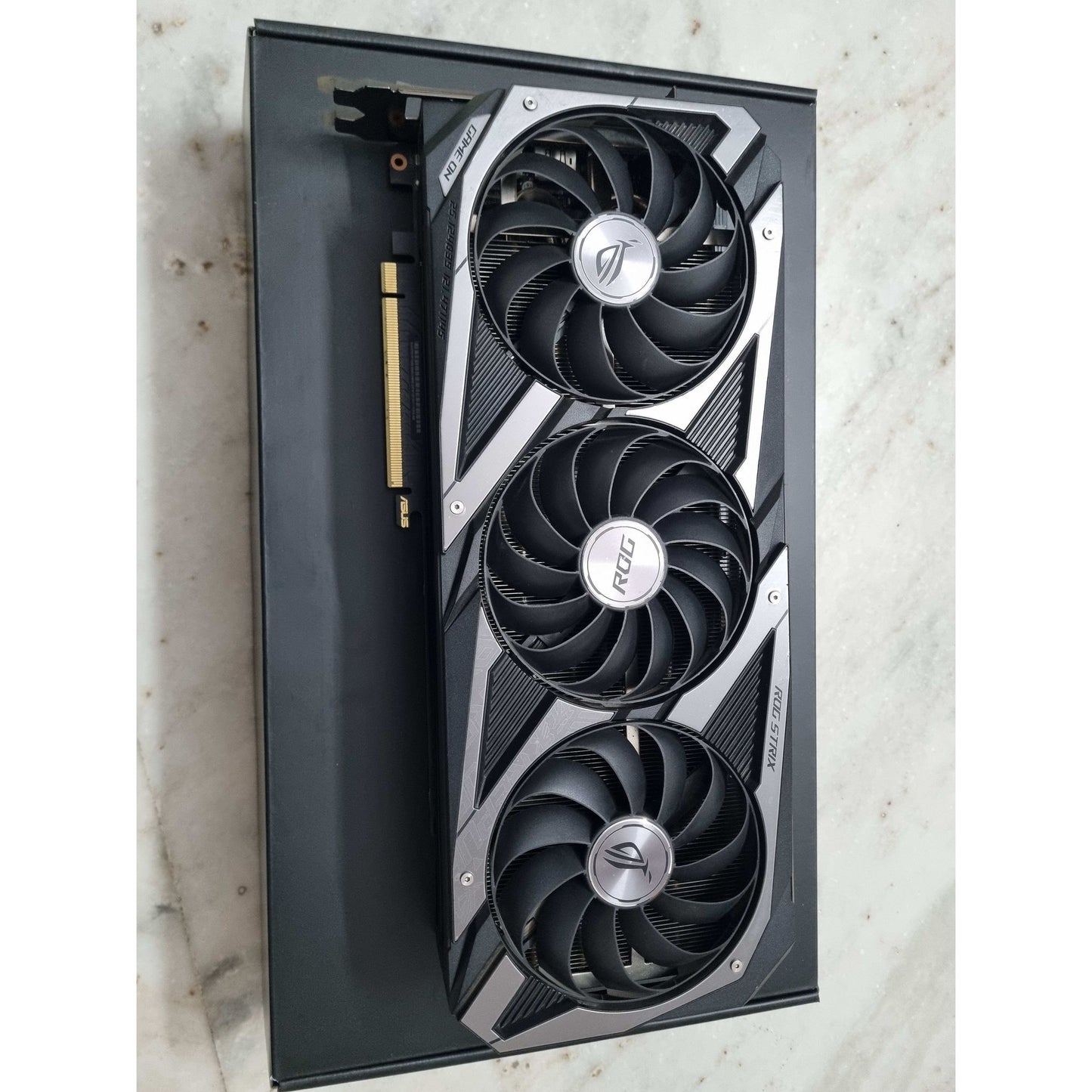 Asus ROG Strix GeForce RTX 3090 OC Edition 24GB GDDR6X Used GPU
