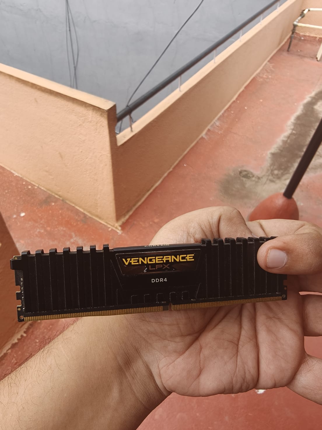 Corsair Vengeance LPX 16GB DDR4 3200MHZ C16 Used RAM