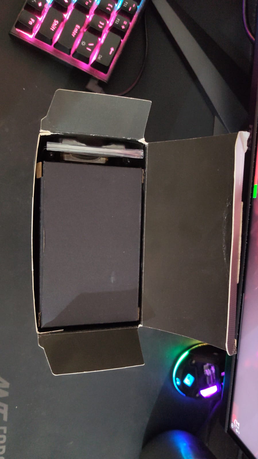 AMD RYZEN 5 4600G 6 Core, 12 threads 4.2 GHZ Used CPU