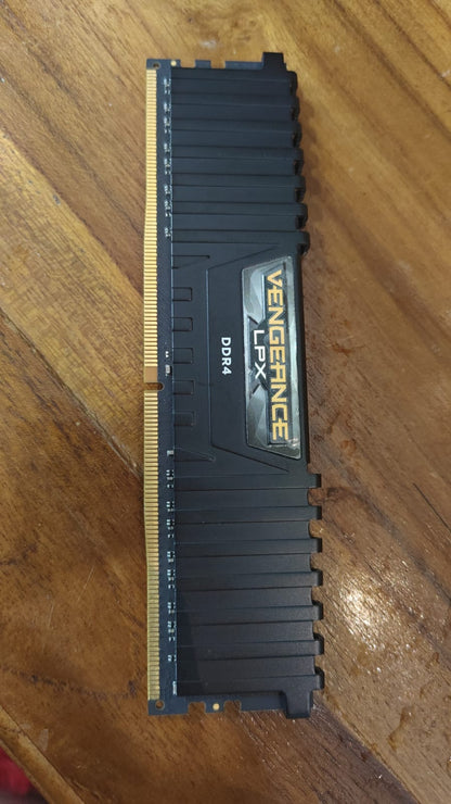 Corsair Vengeance LPX 8GB DDR4 3000MHZ C16 Used RAM