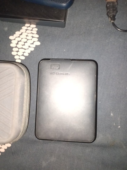 Western Digital WD 4TB Elements Portable Hard Disk Drive, USB 3.0, Compatible with PC, PS4 and Xbox, External Used HDD
