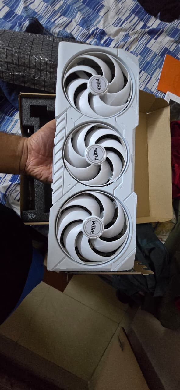Sapphire Pure AMD Radeon RX 9070 XT 16GB GDDR6 Used GPU