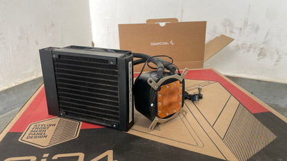DeepCool LE300 120mm LED Lighting Anti-Leak Technology Liquid CPU Cooler AIO Used CPU Cooler