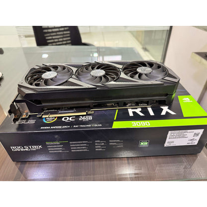 ASUS ROG Strix RTX 3090 OC Edition 24GB buffed-up design Used GPU