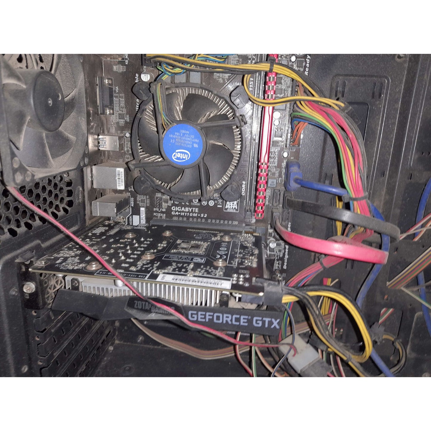 Intel i3 6098p 6th gen + Gigabyte h110m-s2 + 8GB DDR4 ram (Processor+Motherboard+Ram) COMBO Used