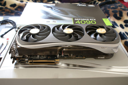 ZOTAC GAMING GeForce RTX 4090 AMP Extreme AIRO 24GB Open Box GPU