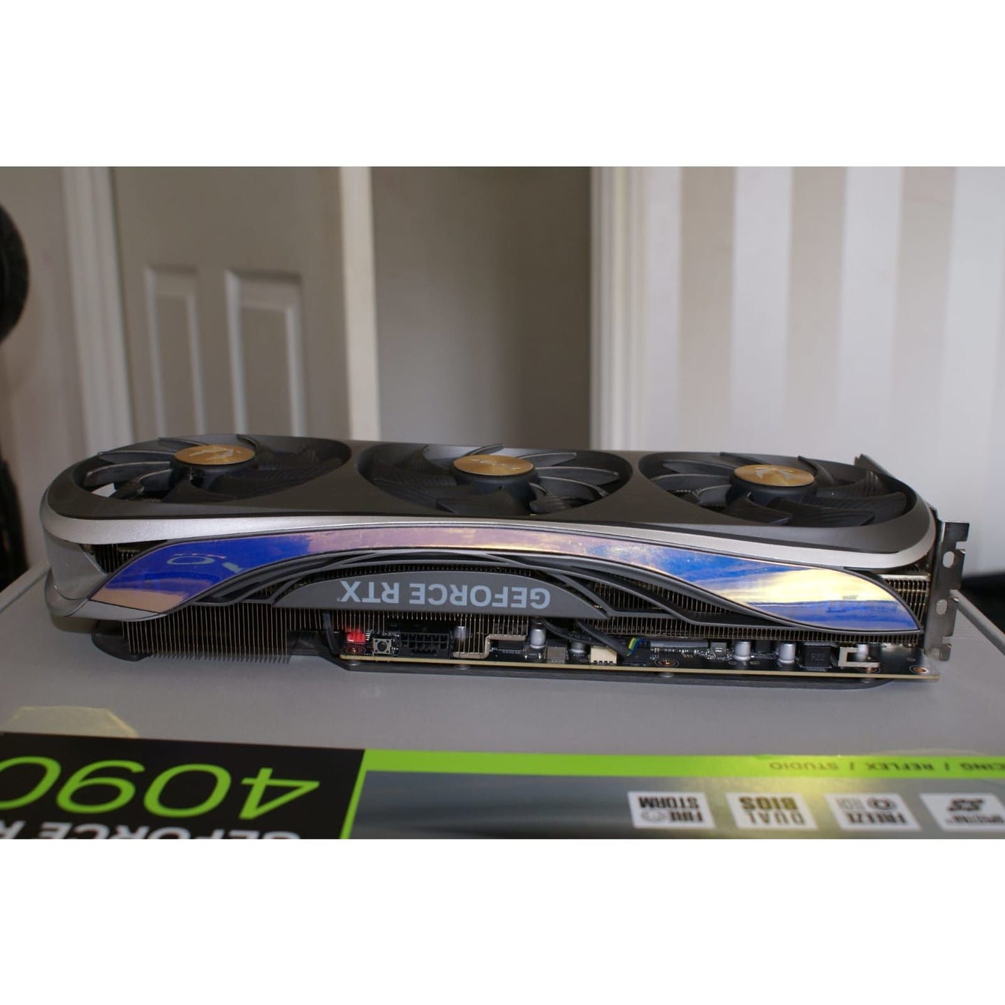 ZOTAC GAMING GeForce RTX 4090 AMP Extreme AIRO 24GB Open Box GPU