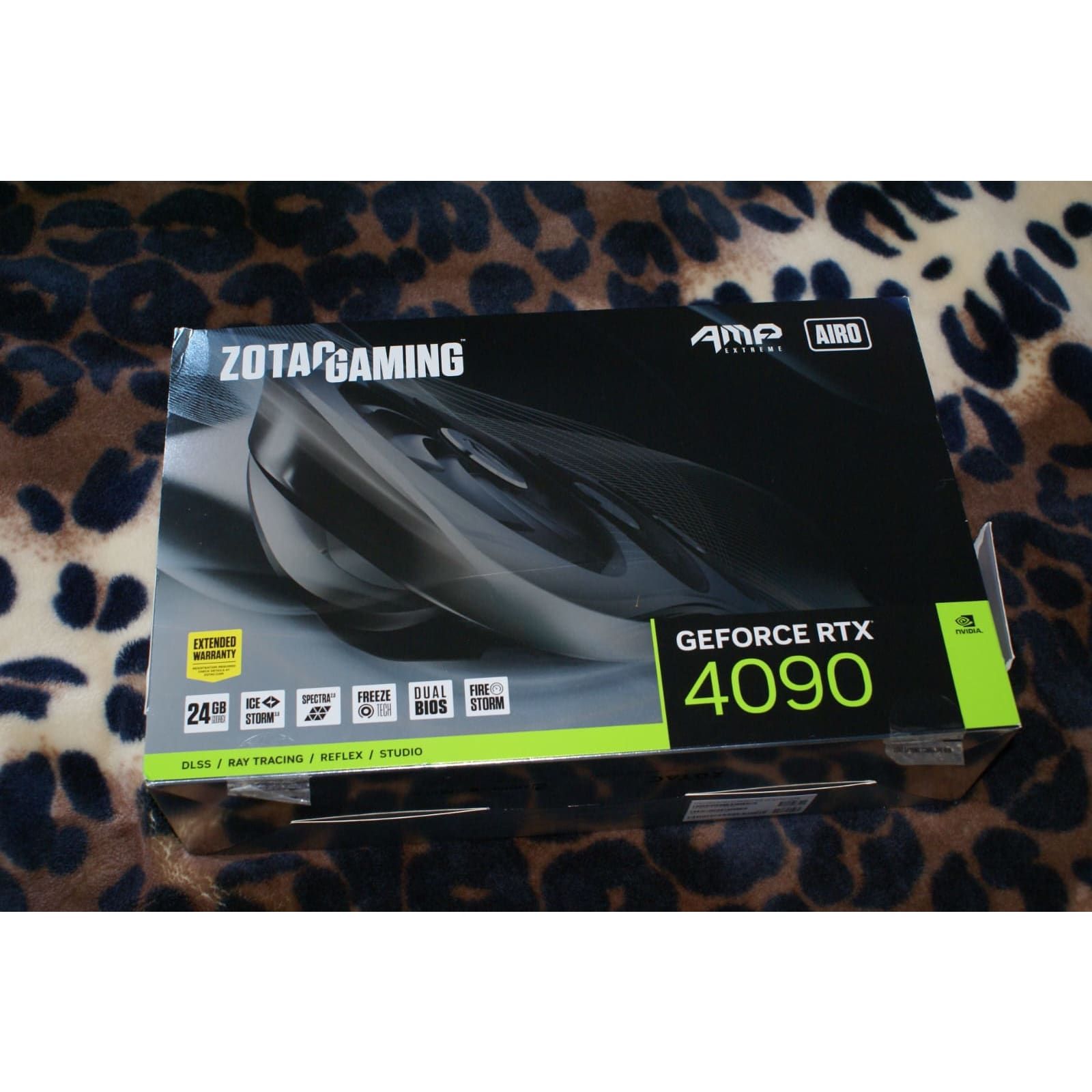Buy the ZOTAC GAMING GeForce RTX 4090 AMP Extreme AIRO 24GB Open