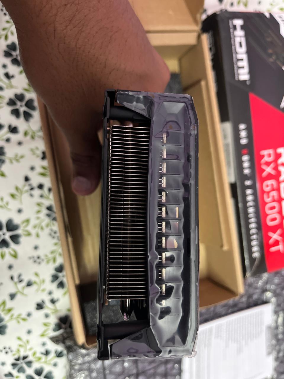 Sapphire Pulse AMD Radeon RX 6500 XT New, Open Box GPU