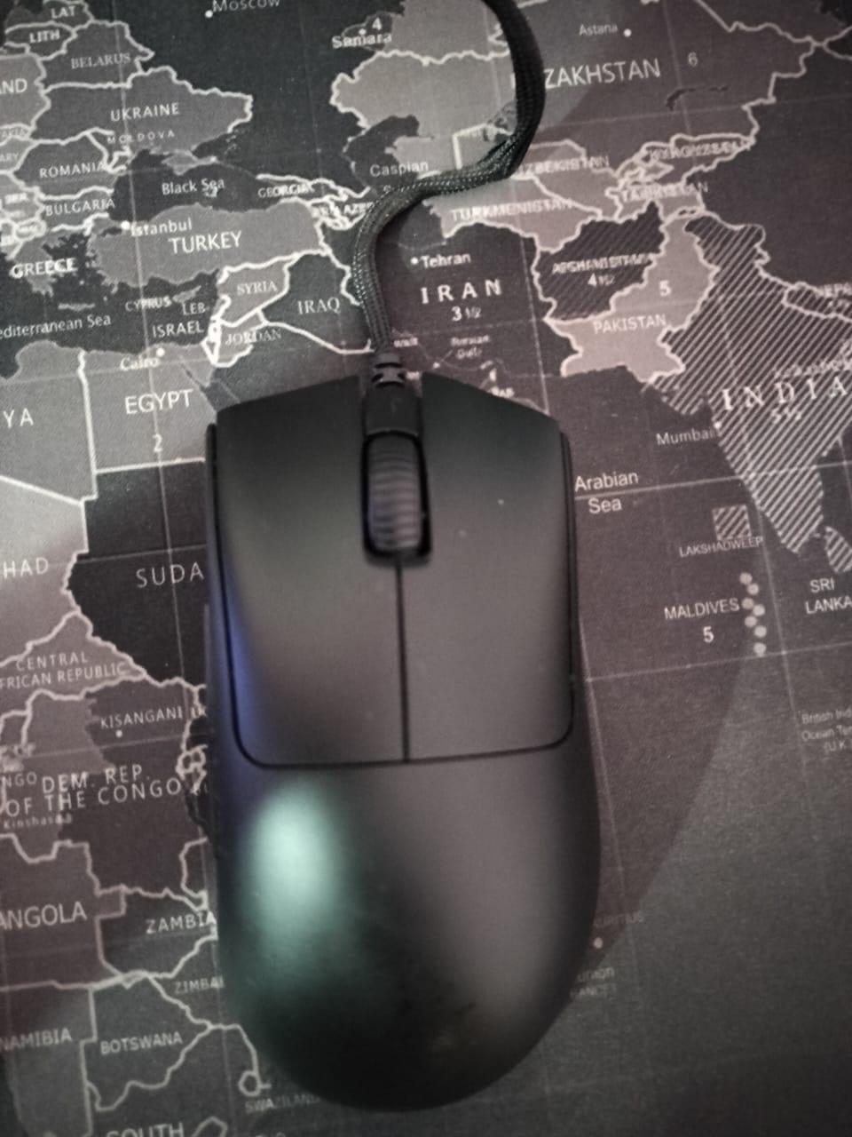 DeathAdder V3 Wired Gaming Mouse 59g Ultra Lightweight Used Mouse