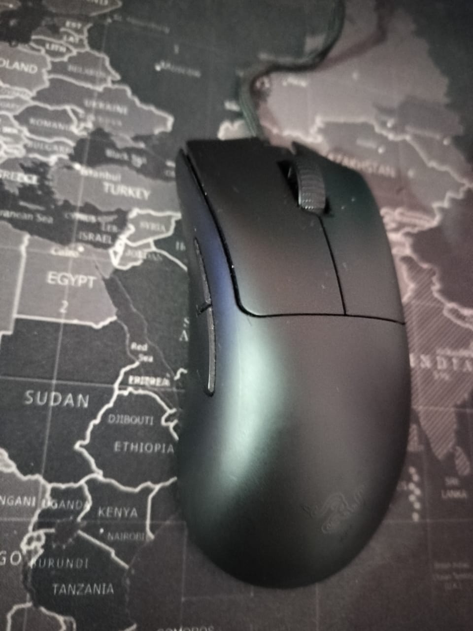 DeathAdder V3 Wired Gaming Mouse 59g Ultra Lightweight Used Mouse