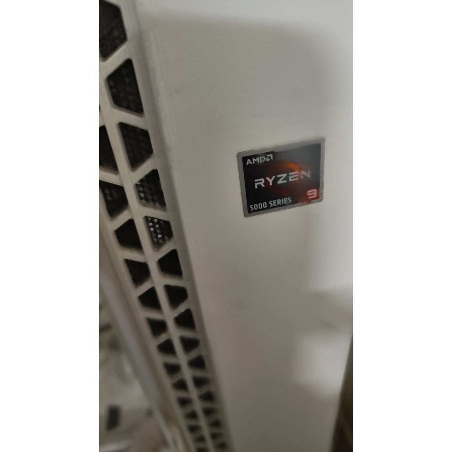 AMD Ryzen 9 5950X Desktop Processor 16 cores 32 Threads 72 MB Cache Upto 4.9 GHz Used CPU