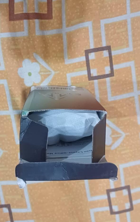 SOLAKAKA RGB with Honeycomb Shell Adjustable 12800 DPI 7 Programmable Buttons Lightweight Gaming Used Mouse