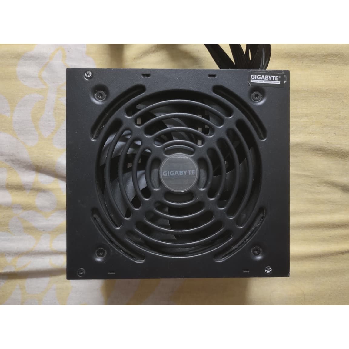 GIGABYTE P450B 450 Watts 80 Plus Bronze Power Supply Used PSU - Computify.in