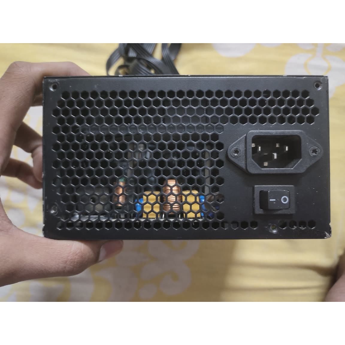 GIGABYTE P450B 450 Watts 80 Plus Bronze Power Supply Used PSU - Computify.in
