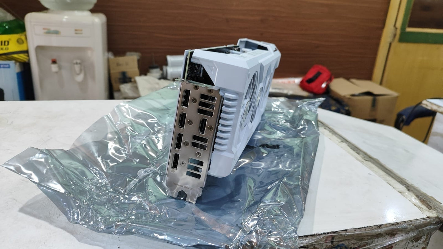 ASUS TUF Gaming RTX 4070 Ti SUPER BTF WHITE OC Edition 16GB Used GPU