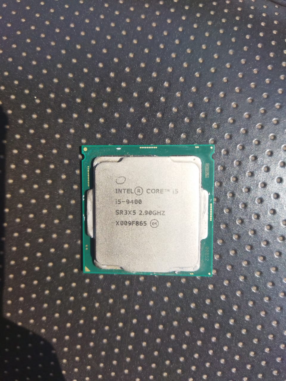Intel Core i5-9400 6 Cores/6 Threads Processor upto 4.10 GHz Used CPU