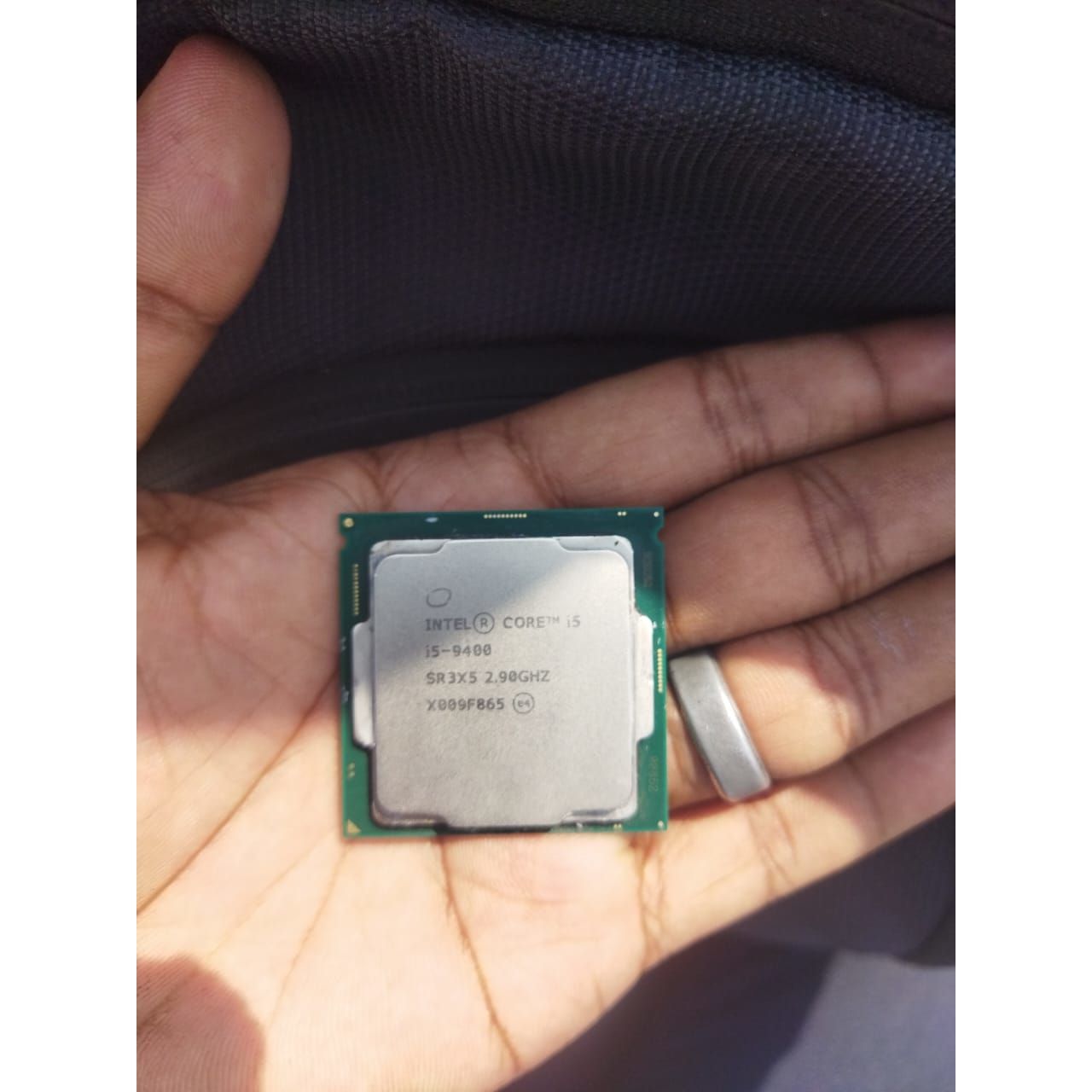 Intel Core i5-9400 6 Cores/6 Threads Processor upto 4.10 GHz Used CPU