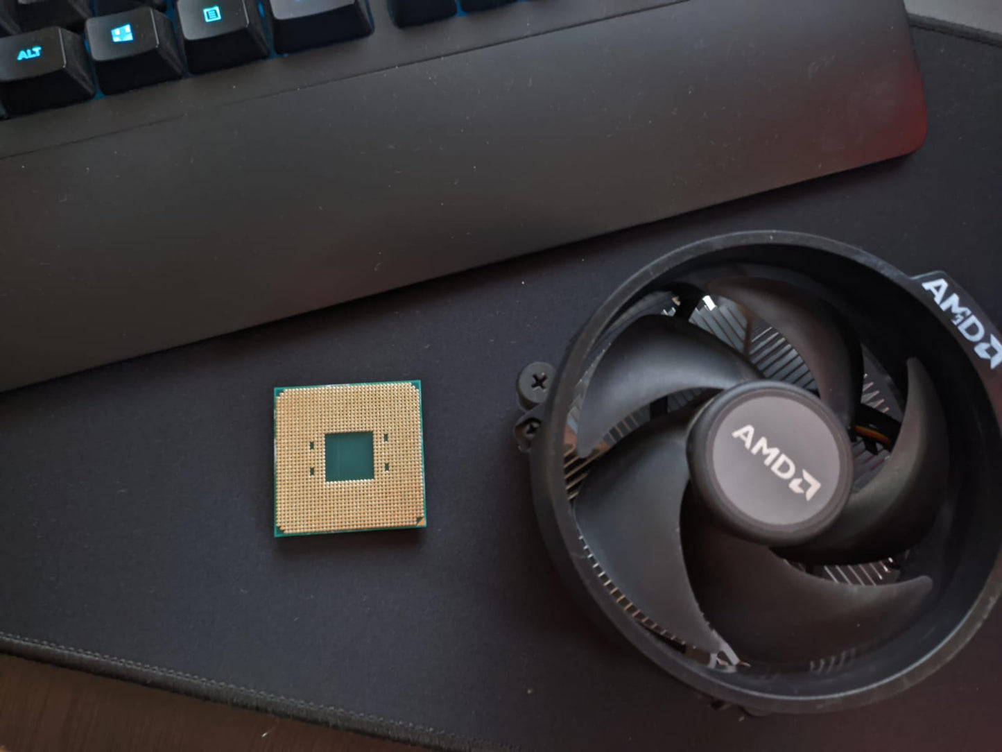 AMD Ryzen 5 5600T 4.5 GHz AM4 Socket 6 Cores 12 Threads Used CPU