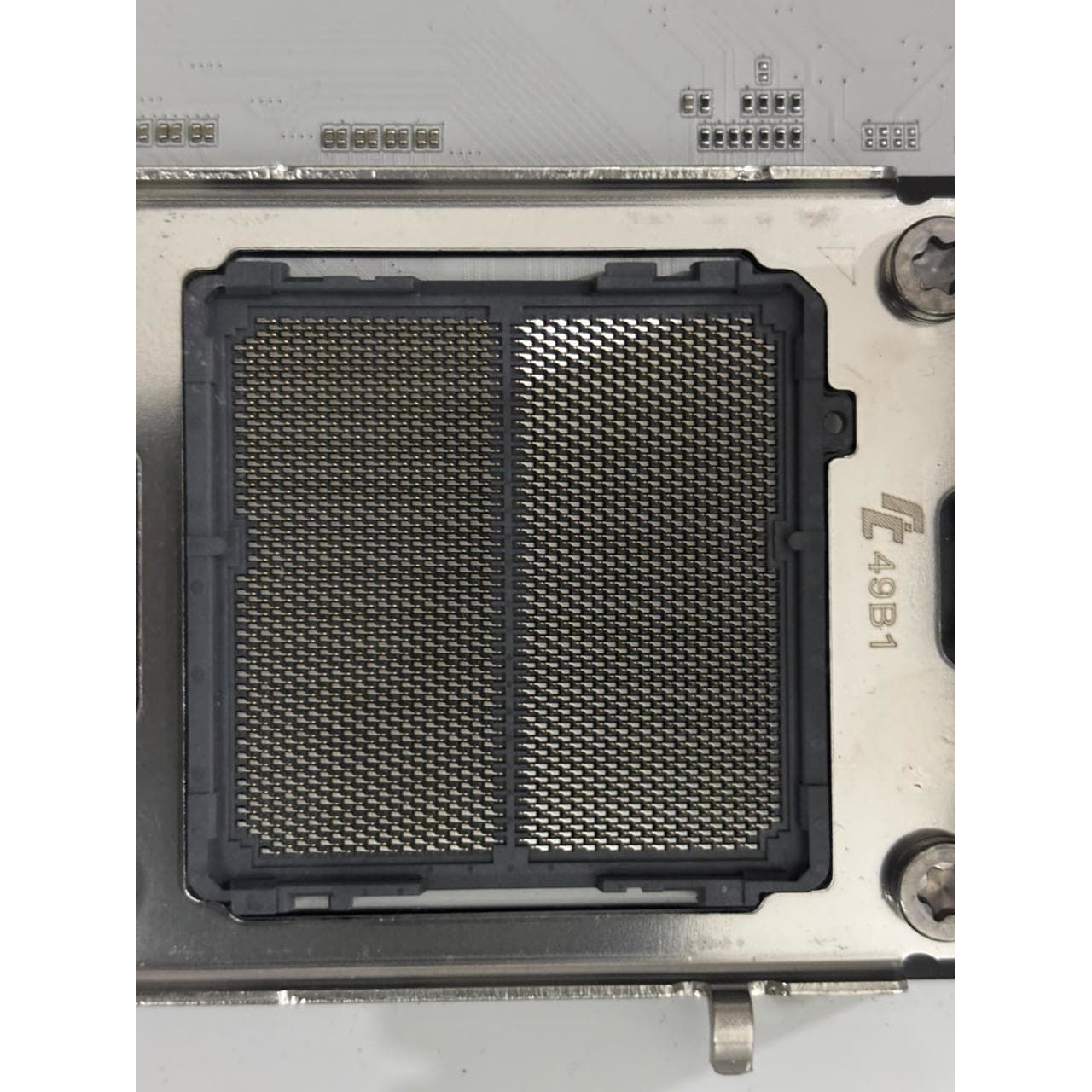 GIGABYTE X870 AORUS ELITE WIFI7 ICE DDR5 Used Motherboard - Computify.in
