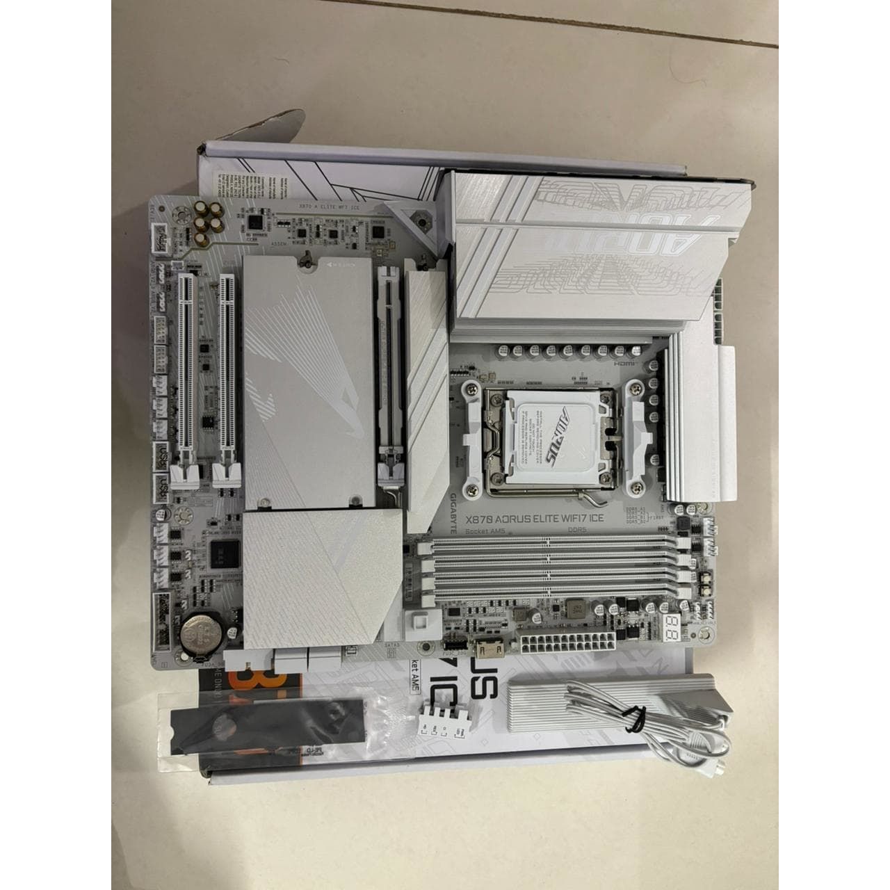 GIGABYTE X870 AORUS ELITE WIFI7 ICE DDR5 Used Motherboard - Computify.in