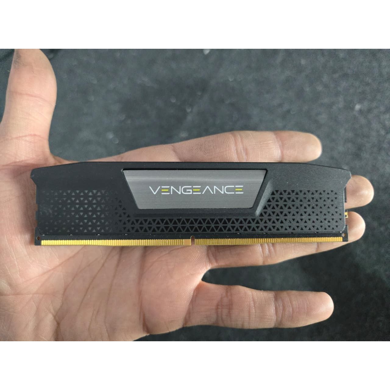 Corsair Vengeance 64GB (32GB X 2) DDR5 5200MHZ CL40 Used RAM - Computify.in
