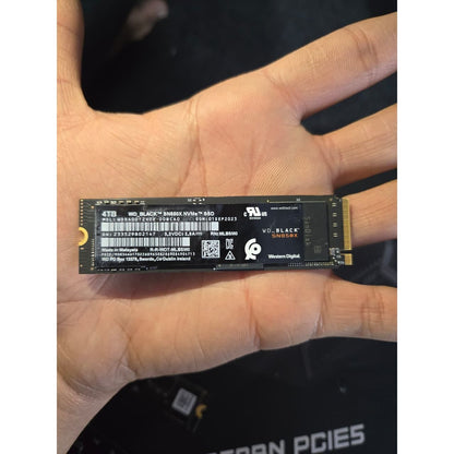 Western Digital Black SN850X M.2 NVMe Gen4 READ SPEED 7300MB/s WRITE SPEED 6600MB/s 4TB Used SSD