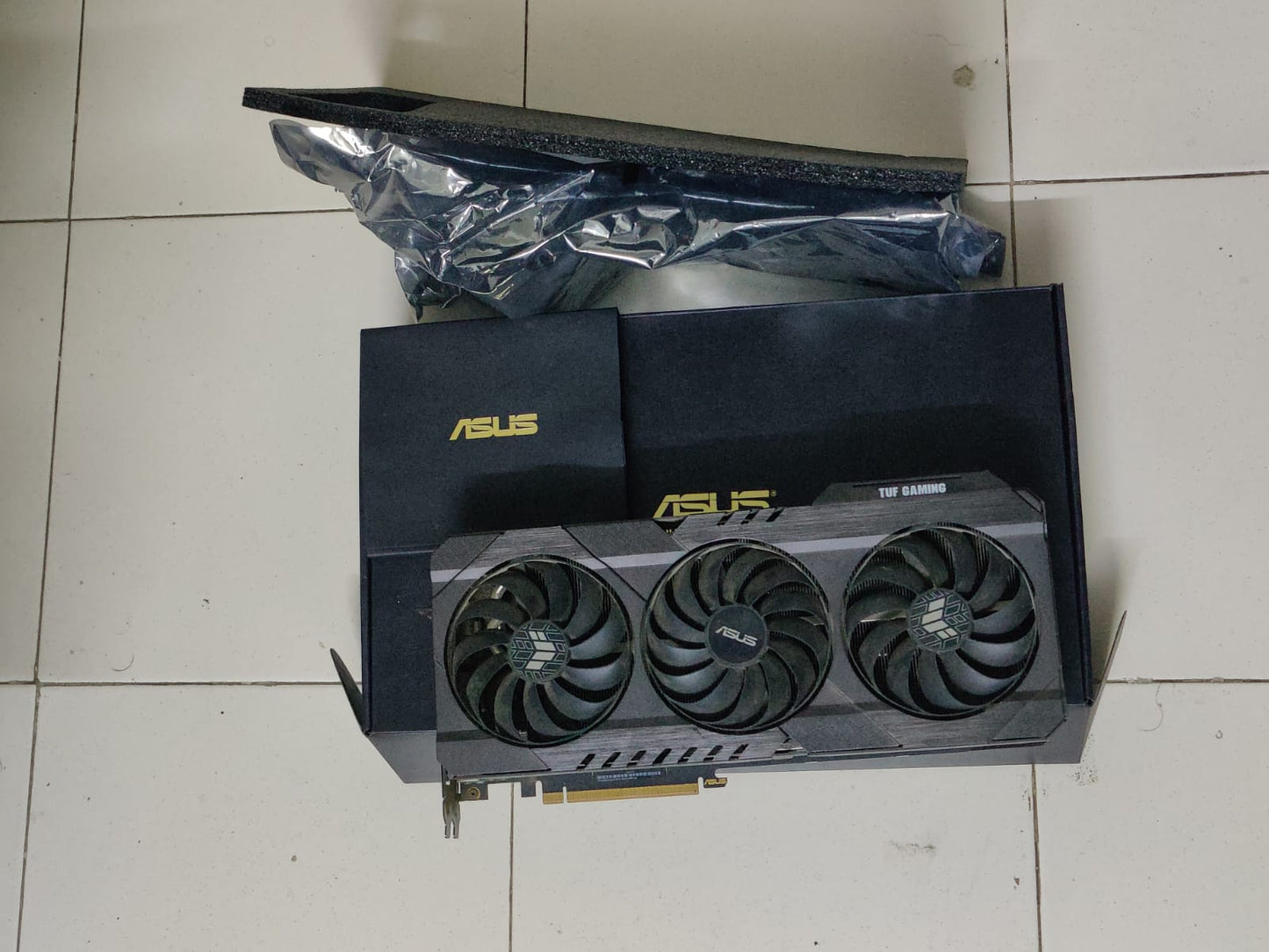 ASUS TUF Gaming AMD Radeon RX 6800 OC Edition 16GB Used GPU