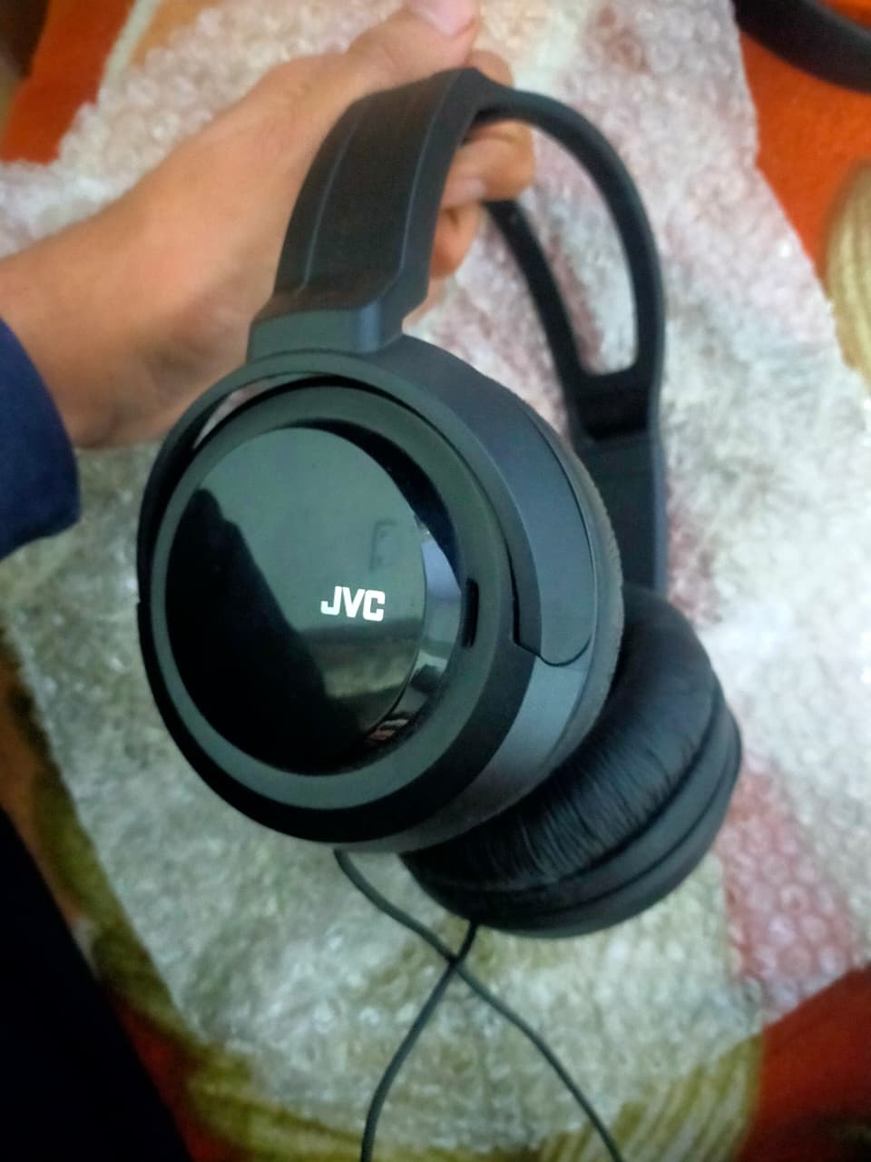 JVC HARX330 Full Size Extra Bass Headphone Around Ear (Black) Used Headphones
