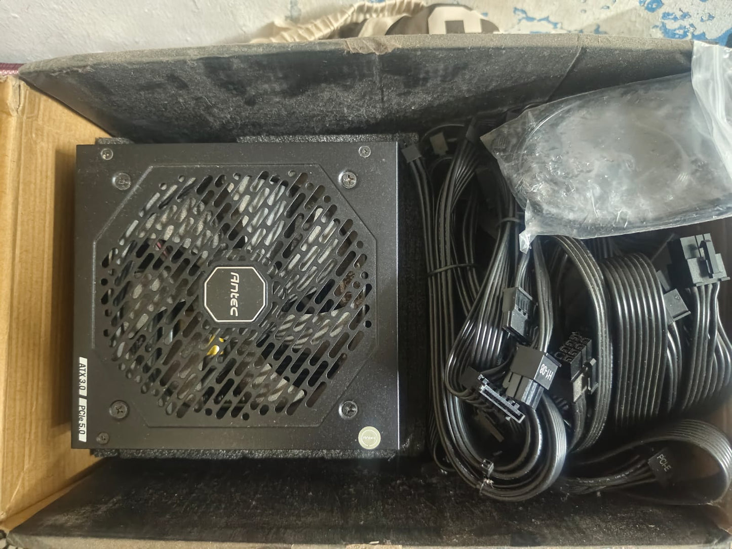 ANTEC NeoECO, NE1300G M ATX3.0, 1300W Full Modular 80+ Gold PCIE 5.0 Japanese Caps, Zero RPM 1300 Watts Used PSU