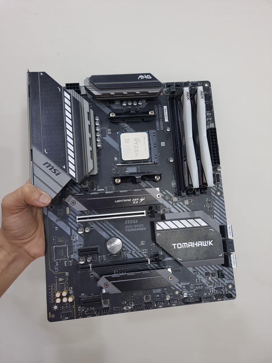 AMD Ryzen 7 3700X 8 Core 16 Threads + MSI B550 MORTAR + XPG 16GB D60G RGB (Processor+Motherboard+Ram) Used Combo