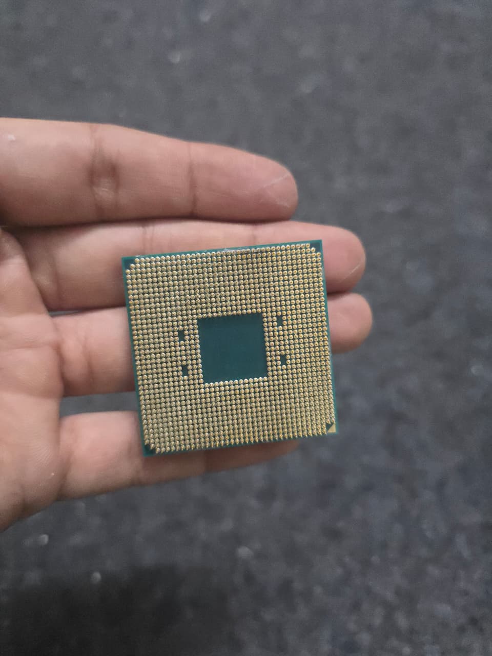AMD RYZEN 3 3100 4 Core, 8 threads 3.9 GHZ Used CPU